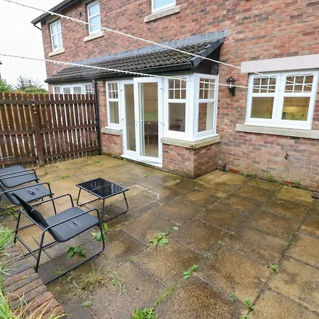 דירה Linga House - 3 Bedrooms - Sleeps 5