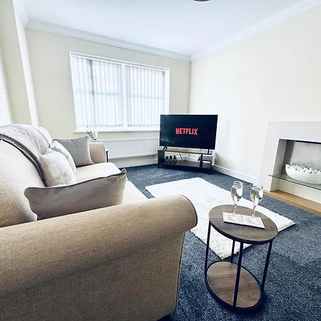 Linga House - 3 Bedrooms Frizington