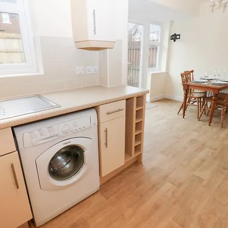 Linga House - 3 Bedrooms - Sleeps 5 Frizington