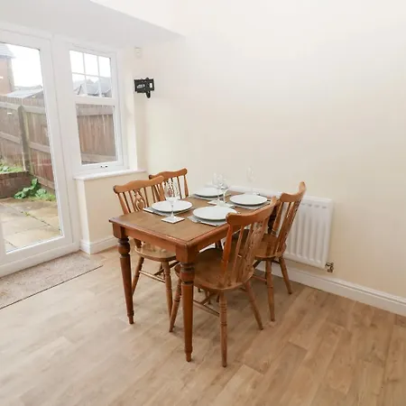 Linga House - 3 Bedrooms - Sleeps 5