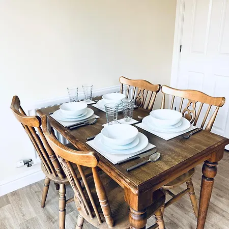 Daire Linga House - 3 Bedrooms - Sleeps 5 *