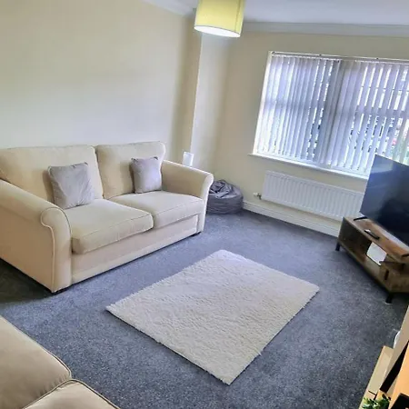 Linga House - 3 Bedrooms - Sleeps 5 Frizington